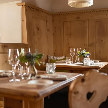 Historic Crusch Alva Hotel Zuoz